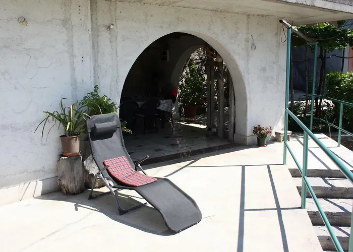 Vesna Free Parking Abbázia