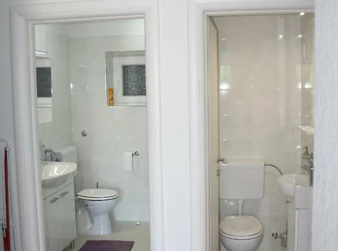 Vesna Free Parking *